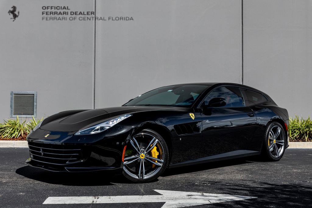 Used 2018 Ferrari GTC4Lusso AWD/4WD image 1