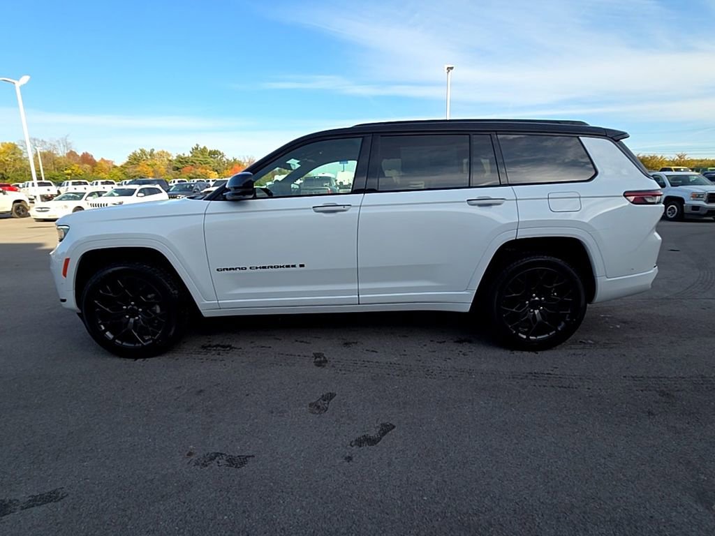 New 2025 Jeep Grand Cherokee L Summit image 8