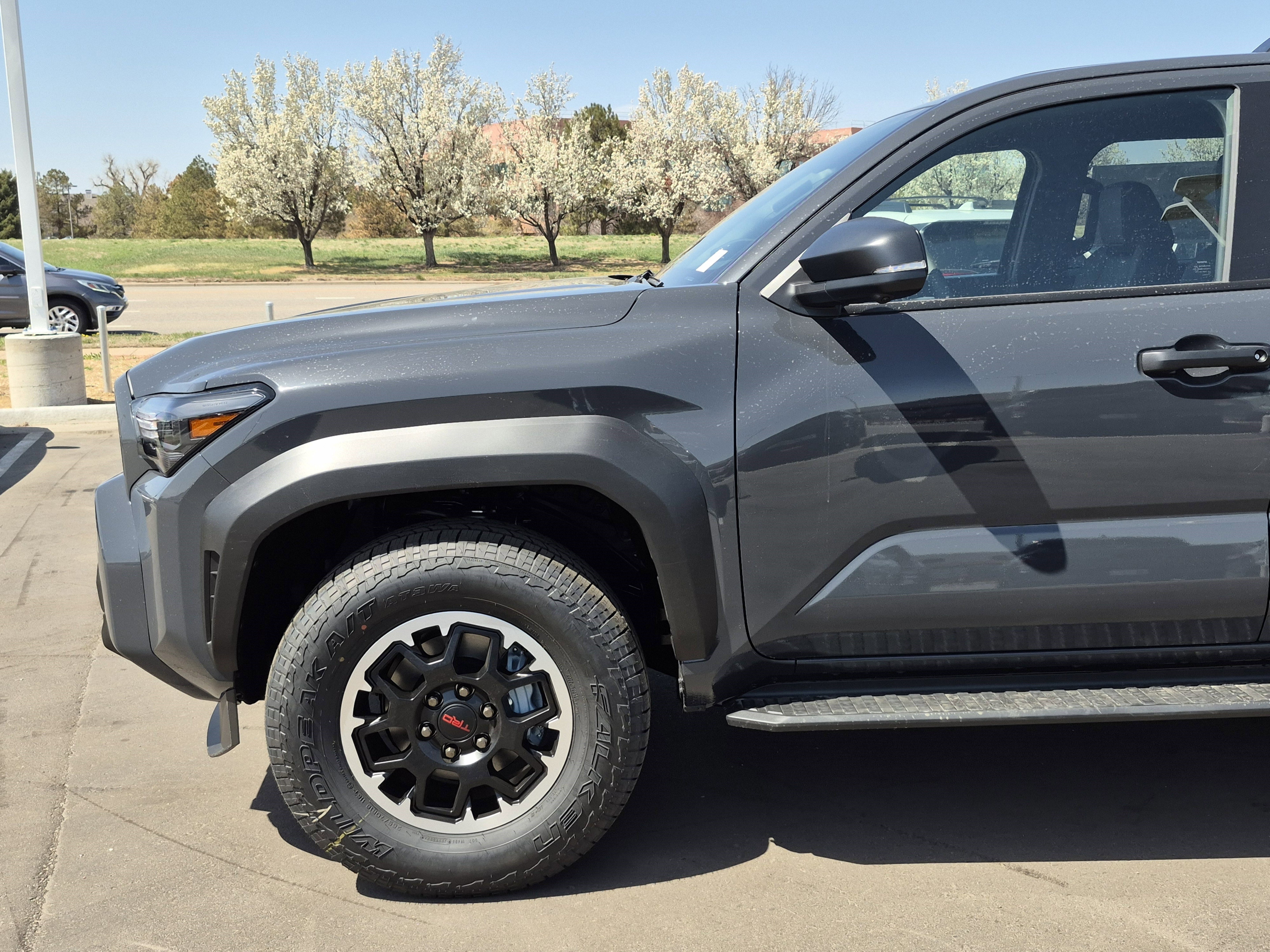 New 2026 Toyota 4Runner SR5 AWD/4WD image 2