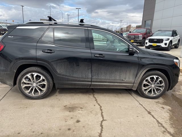 Used 2020 GMC Terrain SLT w/ Preferred Package image 3