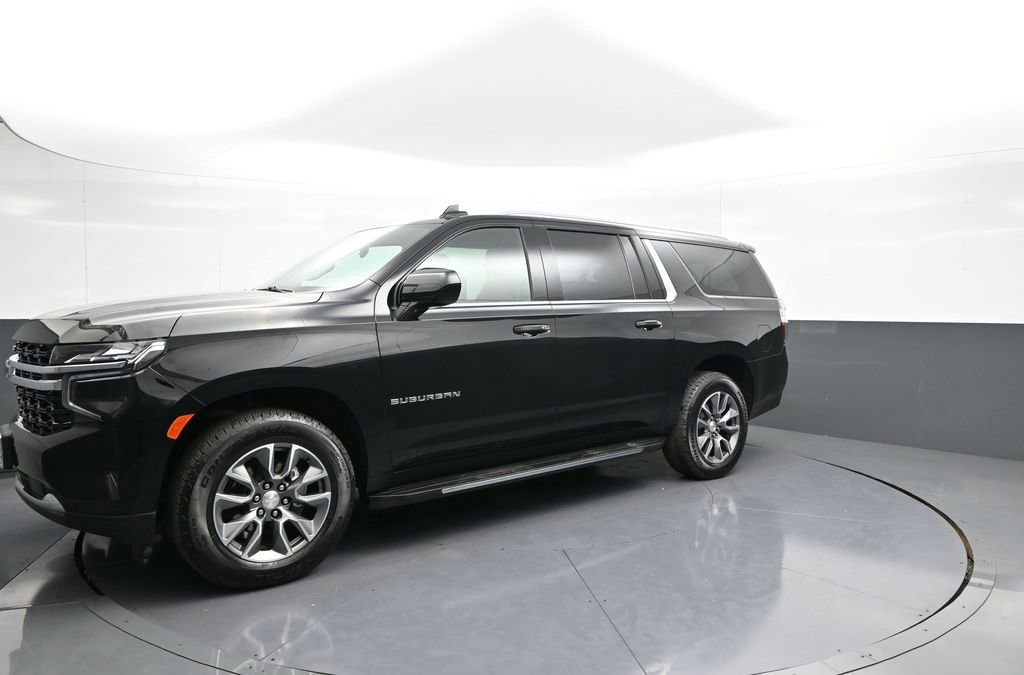 Used 2024 Chevrolet Suburban LS w/ Driver Alert Package AWD/4WD image 10