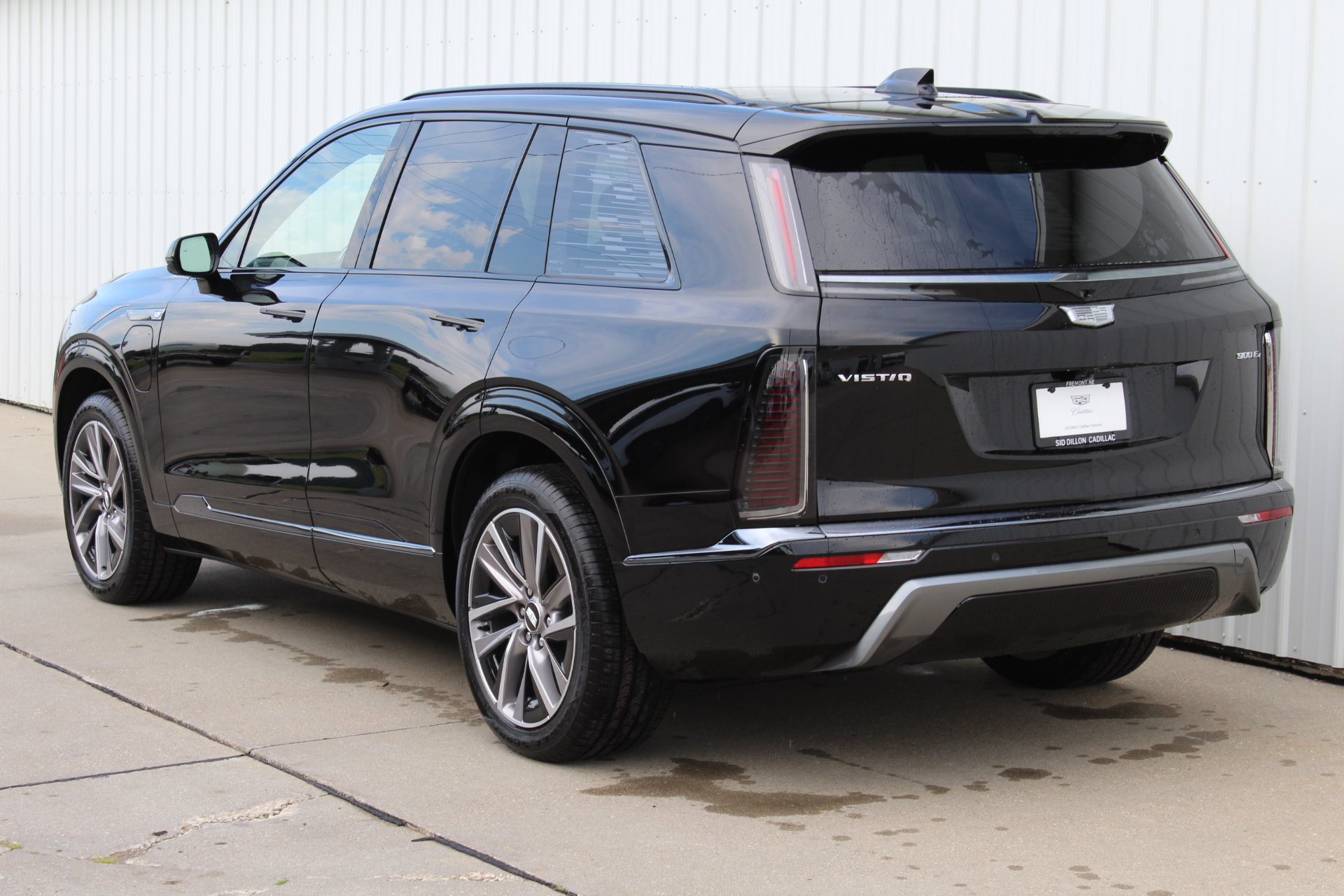 New 2026 Cadillac Vistiq Sport image 23