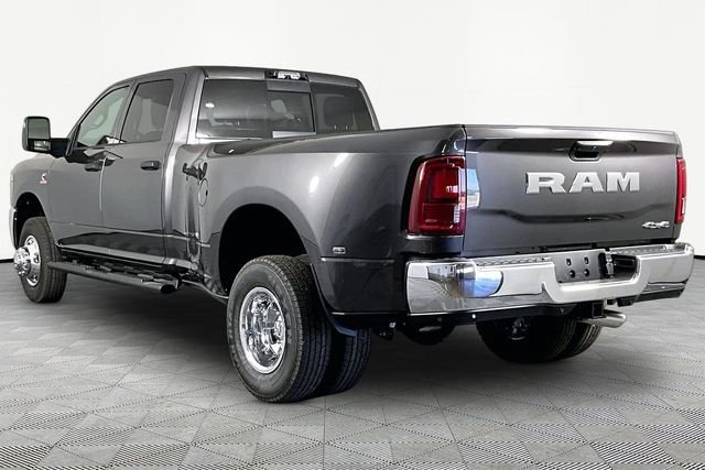New 2026 RAM 3500 Tradesman AWD/4WD image 4