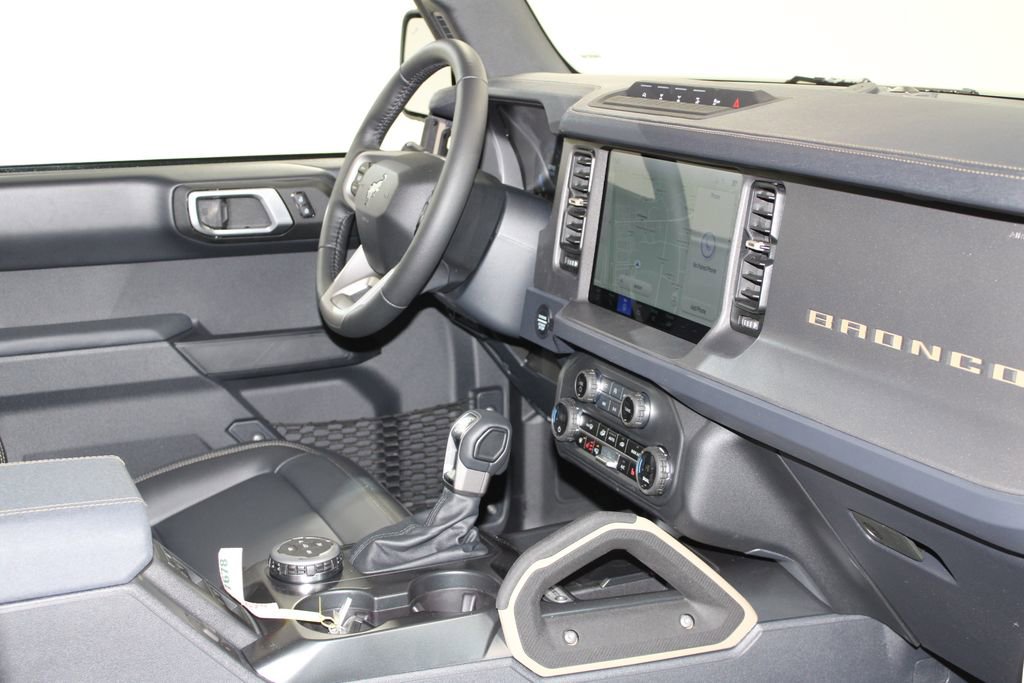 New 2025 Ford Bronco Badlands image 28