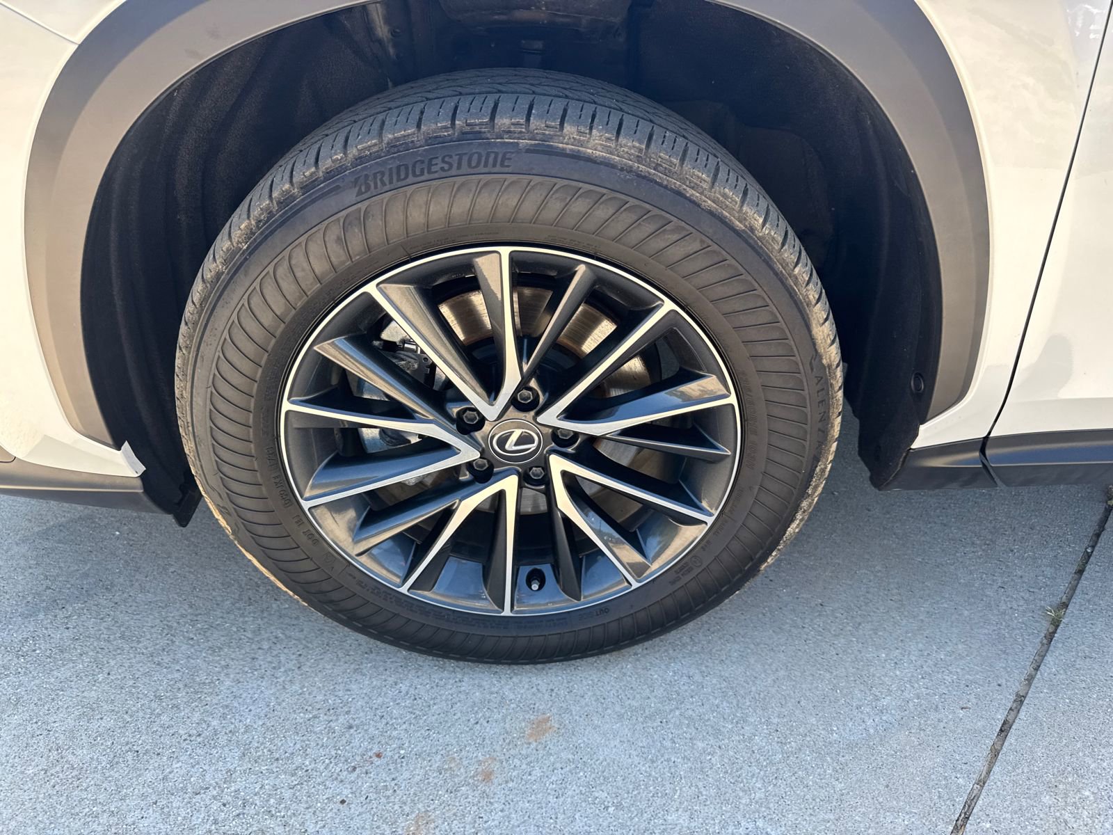 Used 2024 Lexus NX 350 AWD image 11