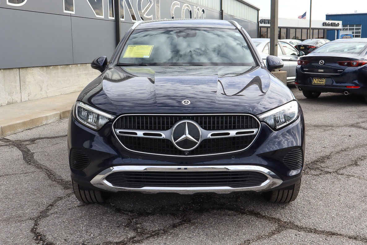 Used 2023 Mercedes-Benz GLC 300 GLC 300 image 2