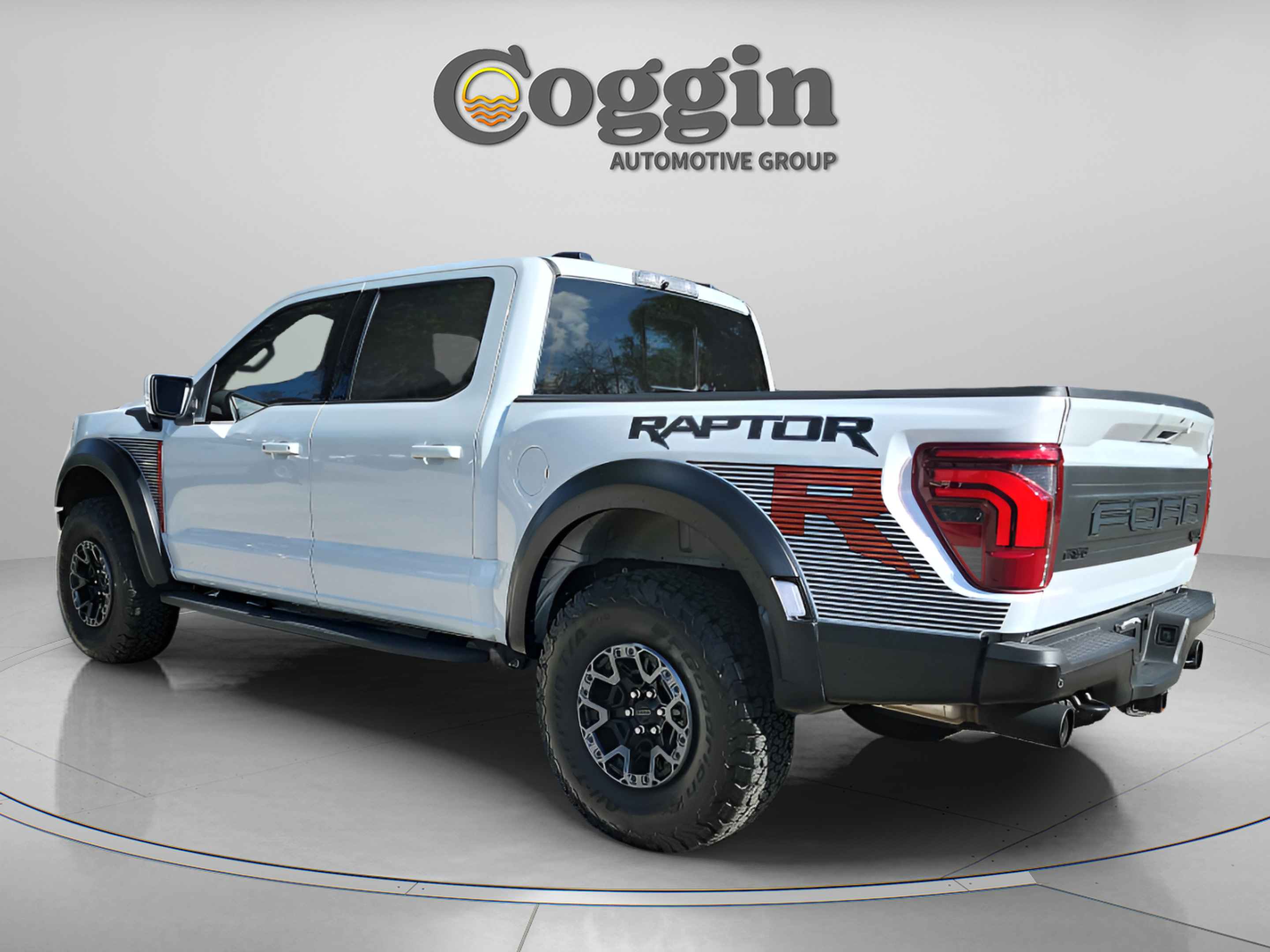Used 2025 Ford F150 Raptor w/ Equipment Group 803A Raptor R AWD/4WD image 4