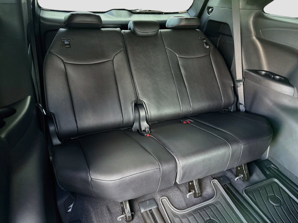 New 2026 Toyota Sienna XSE FWD image 23
