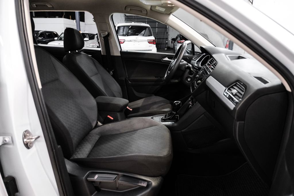 Used 2018 Volkswagen Tiguan S image 29