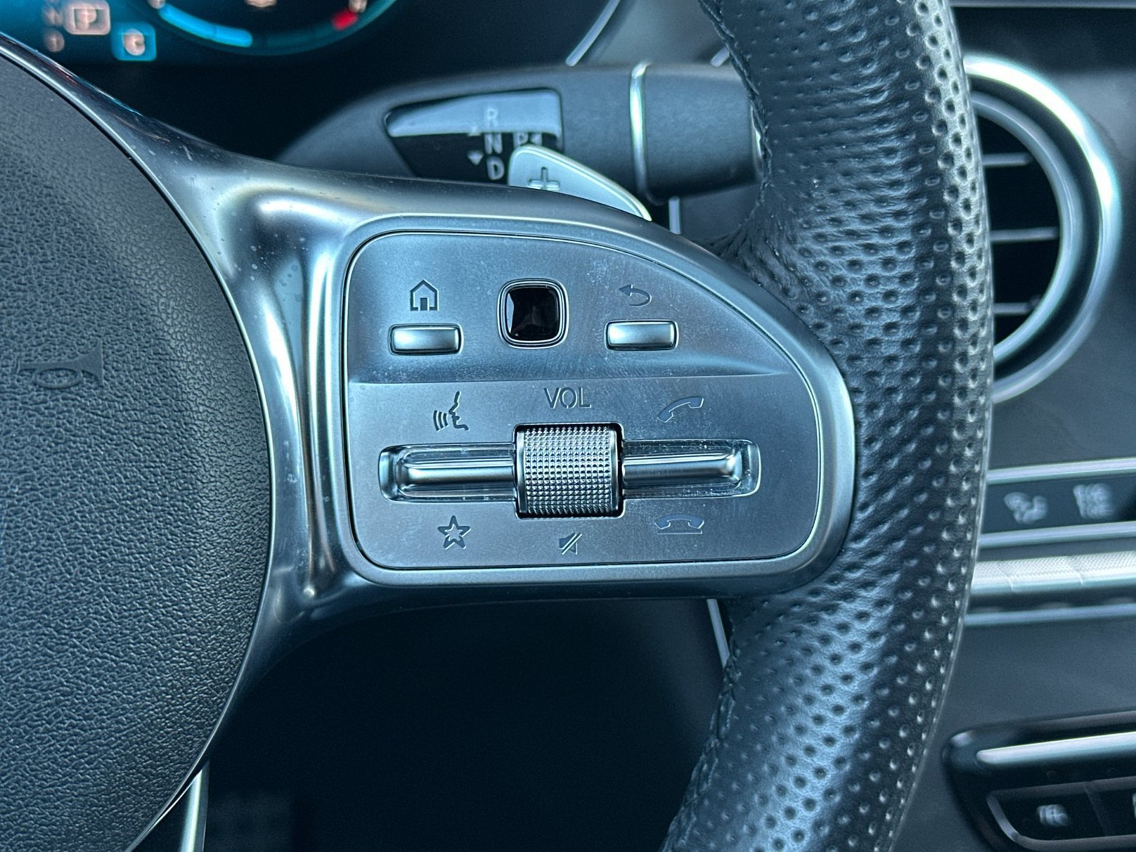 Certified 2020 Mercedes-Benz GLC 300 image 30