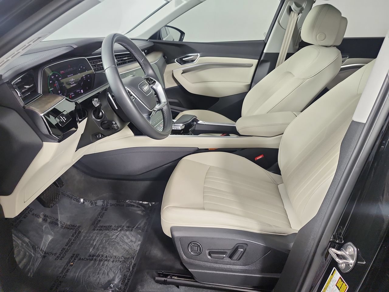 Used 2024 Audi Q8 e-tron Premium Plus AWD/4WD image 26