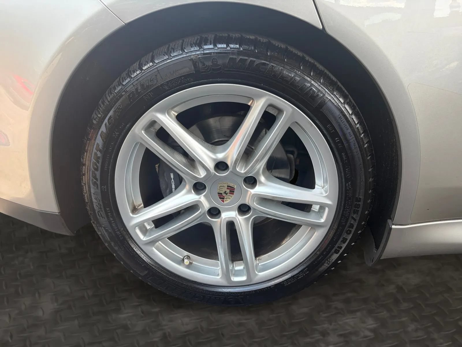 Used 2012 Porsche Panamera 4 image 39