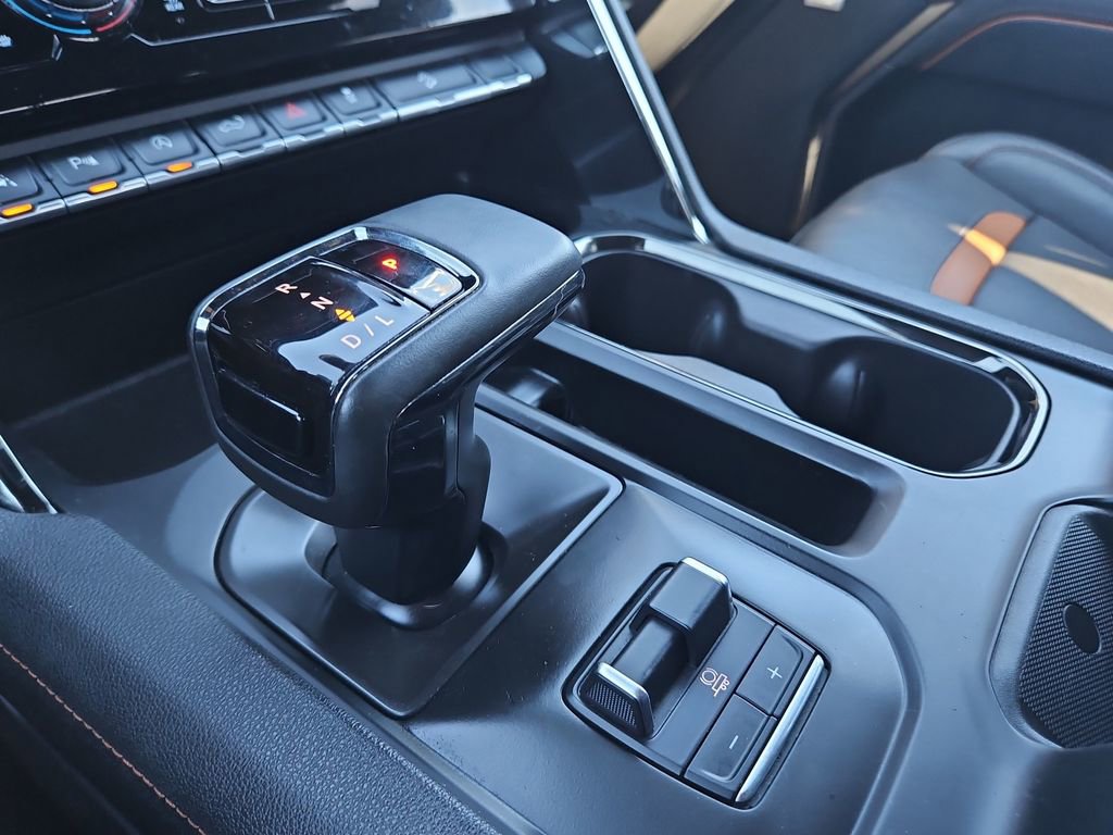 Used 2024 GMC Sierra 1500 AT4 w/ Technology Package image 20