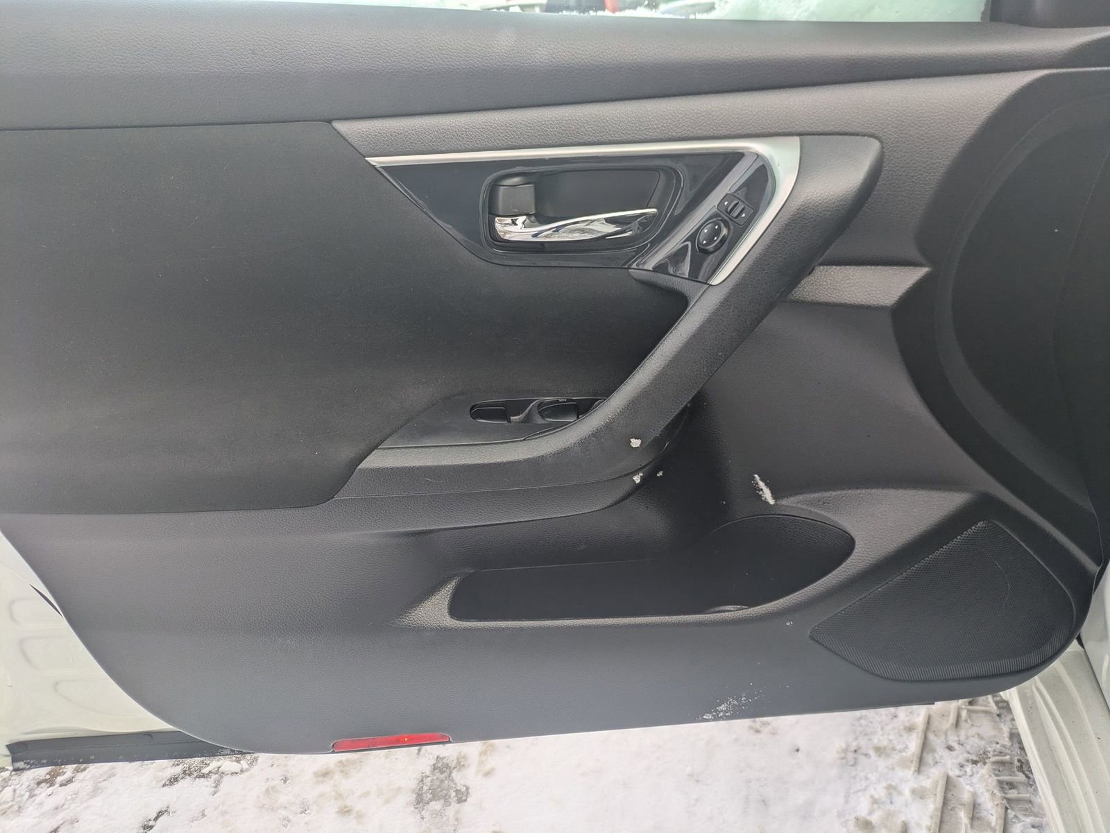 Used 2014 Nissan Altima 2.5 SV image 12