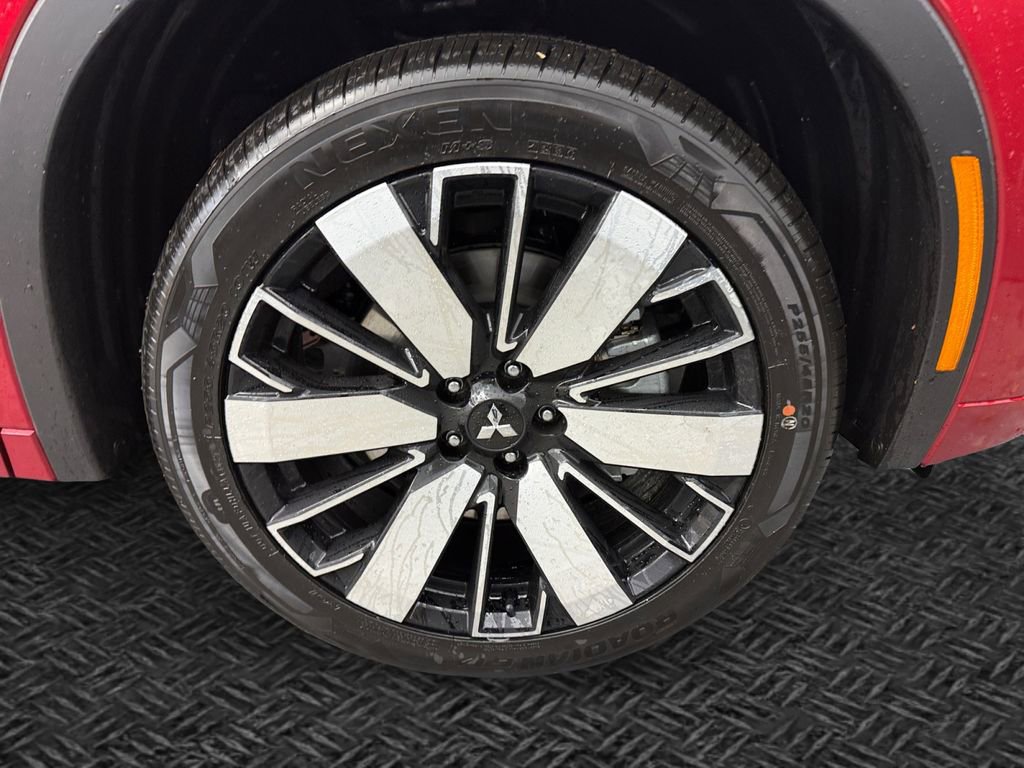 New 2026 Mitsubishi Outlander SEL AWD/4WD image 11