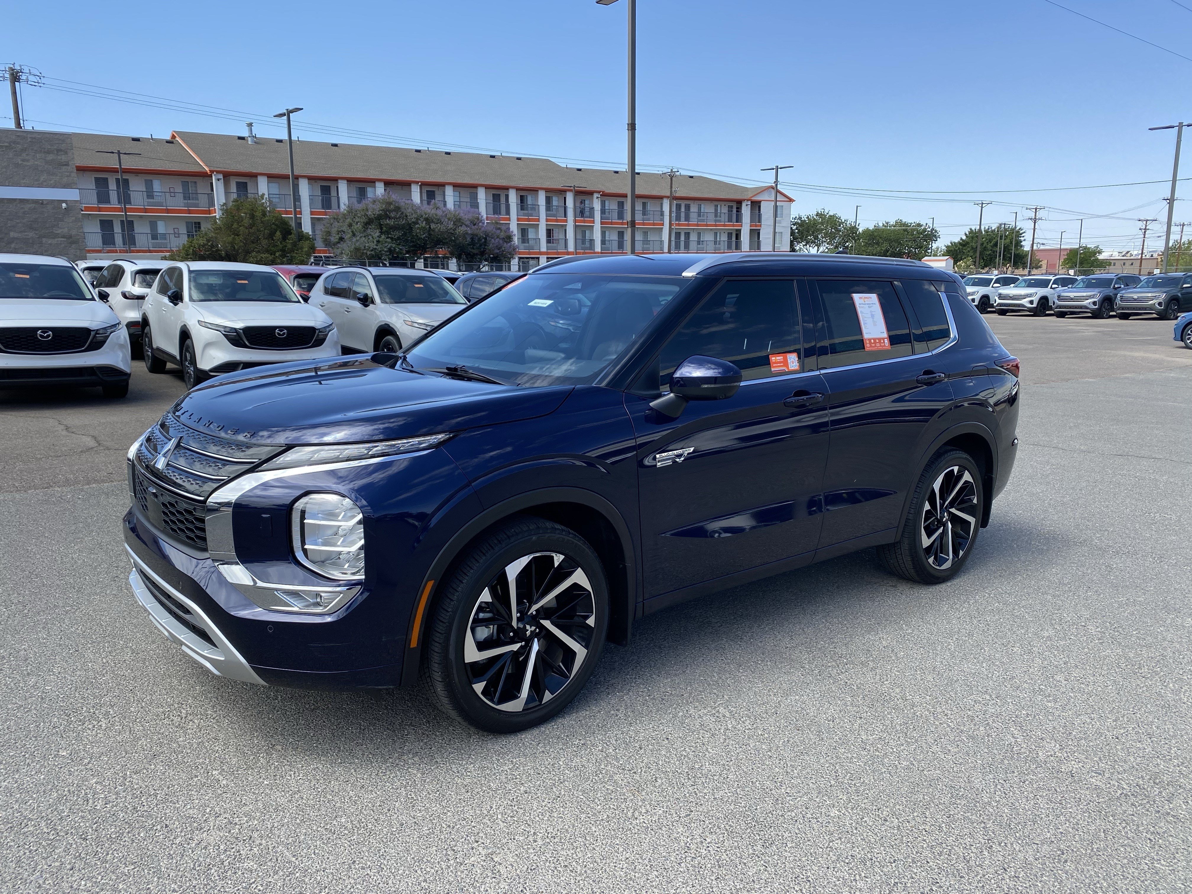 Used 2024 Mitsubishi Outlander SEL AWD/4WD image 55