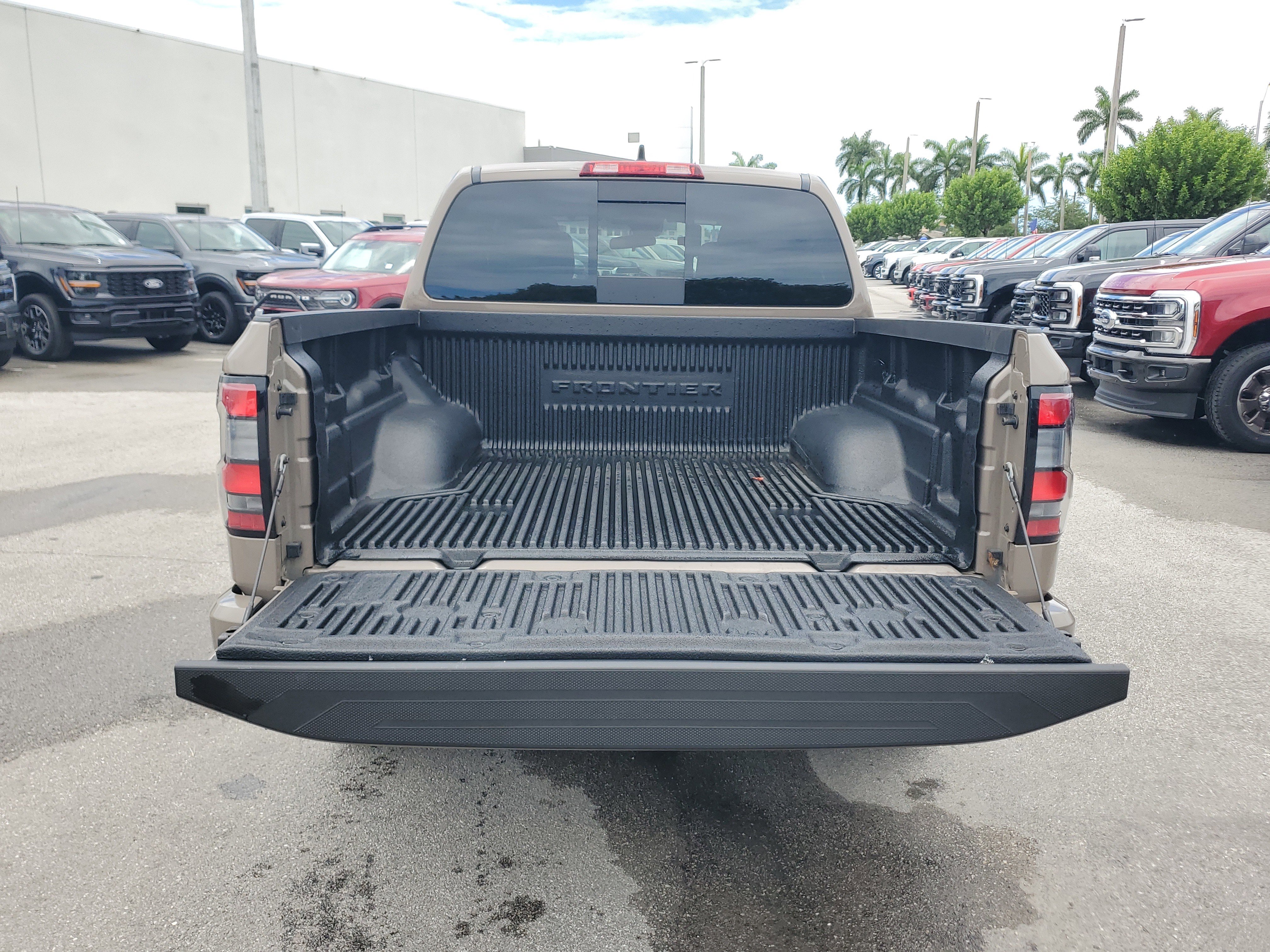 Used 2024 Nissan Frontier Pro-X w/ Technology Package image 30