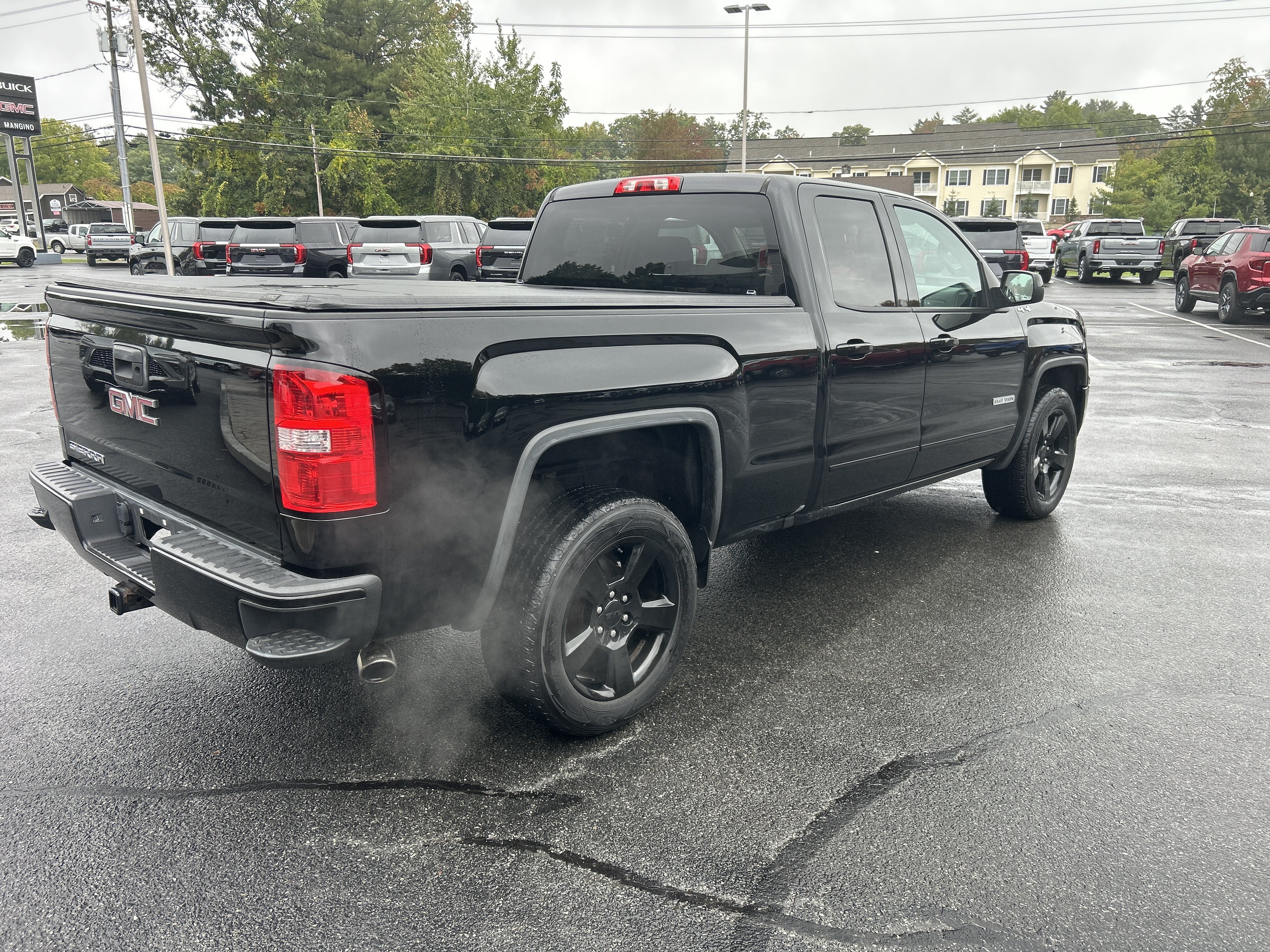 Certified 2018 GMC Sierra 1500 4x4 Double Cab w/ Elevation Edition image 11