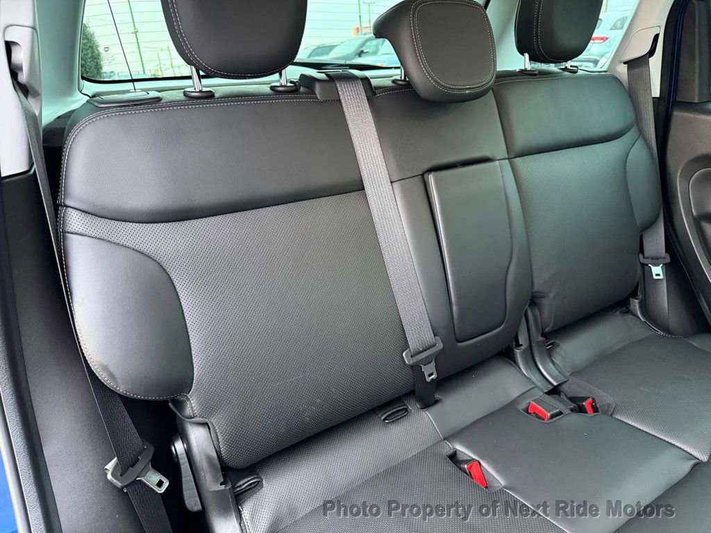 Used 2020 FIAT 500L Lounge w/ Graphite Edition image 14