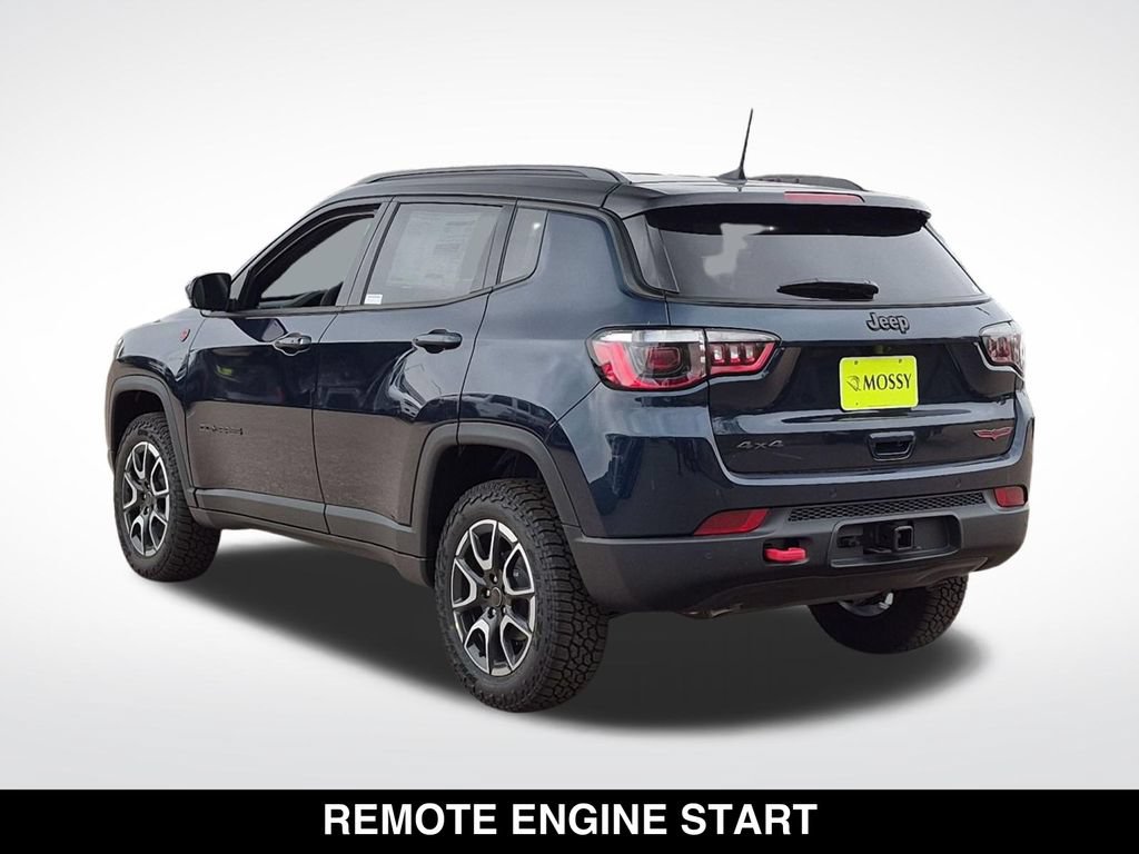 New 2026 Jeep Compass Trailhawk w/ Trailer Tow Group AWD/4WD image 7