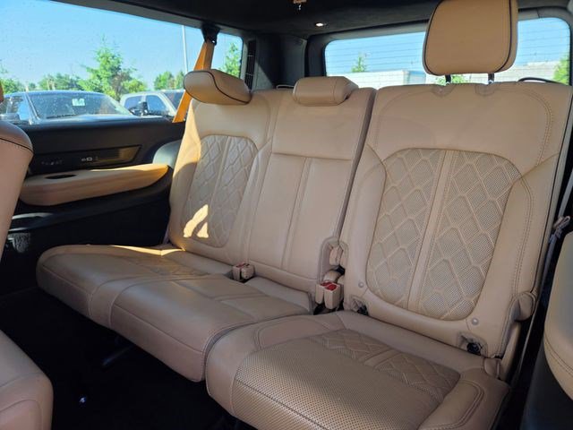 Used 2023 Jeep Grand Wagoneer L Series III w/ Rear Seat Video Group 1 AWD/4WD image 13