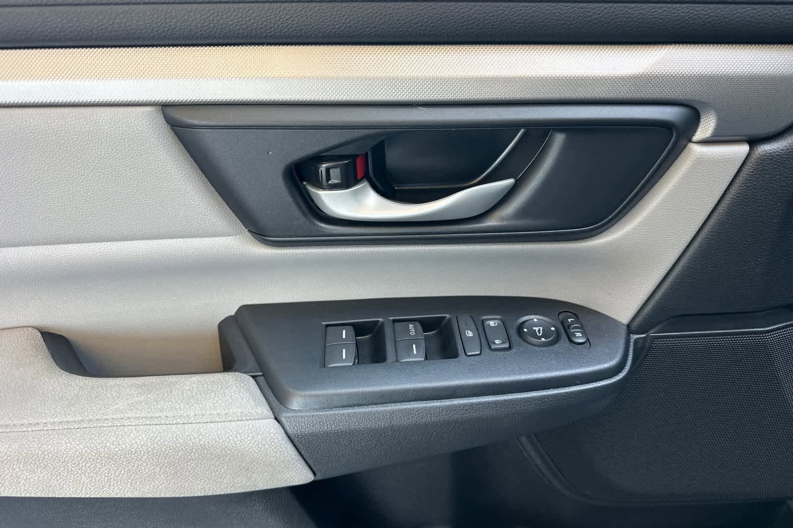 Certified 2021 Honda CR-V LX image 11