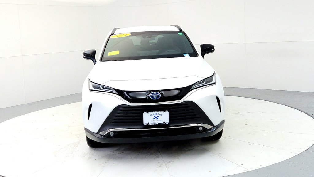 Used 2024 Toyota Venza Nightshade AWD/4WD image 8