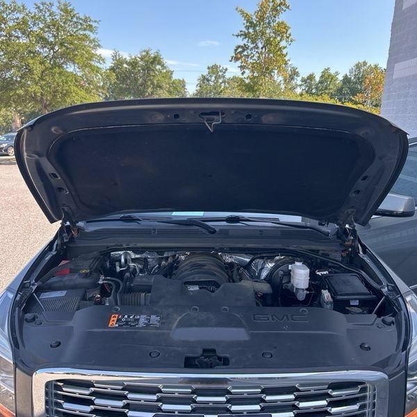 Used 2018 GMC Yukon Denali w/ Denali Ultimate Package RWD image 10