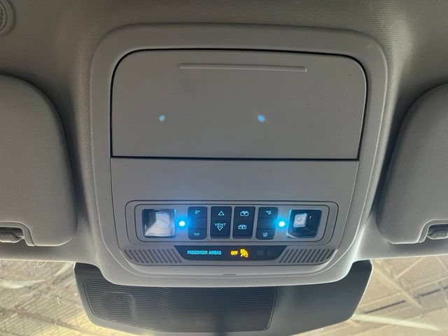 Used 2020 Ford Explorer XLT w/ Equipment Group 202A AWD/4WD image 18