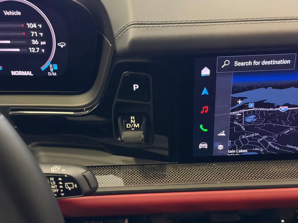 Certified 2025 Porsche Cayenne GTS AWD/4WD image 19