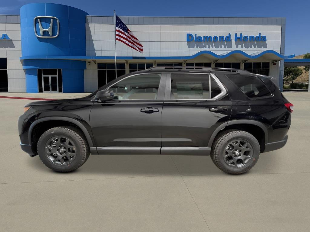 New 2026 Honda Pilot TrailSport image 2