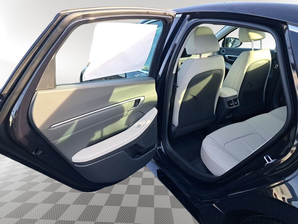 New 2023 Hyundai Sonata Limited w/ Cargo Package image 13