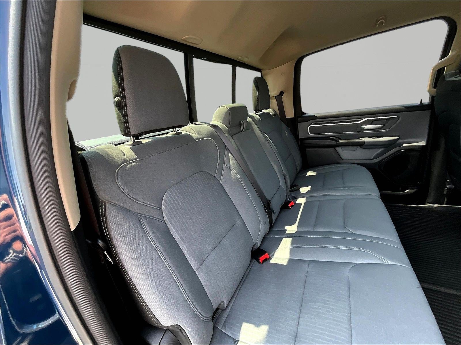 Used 2020 RAM 1500 Big Horn AWD/4WD image 25