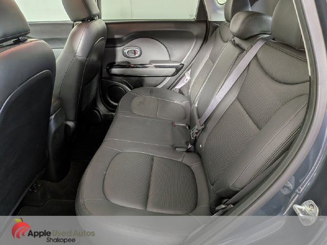 Used 2016 Kia Soul ! FWD image 32