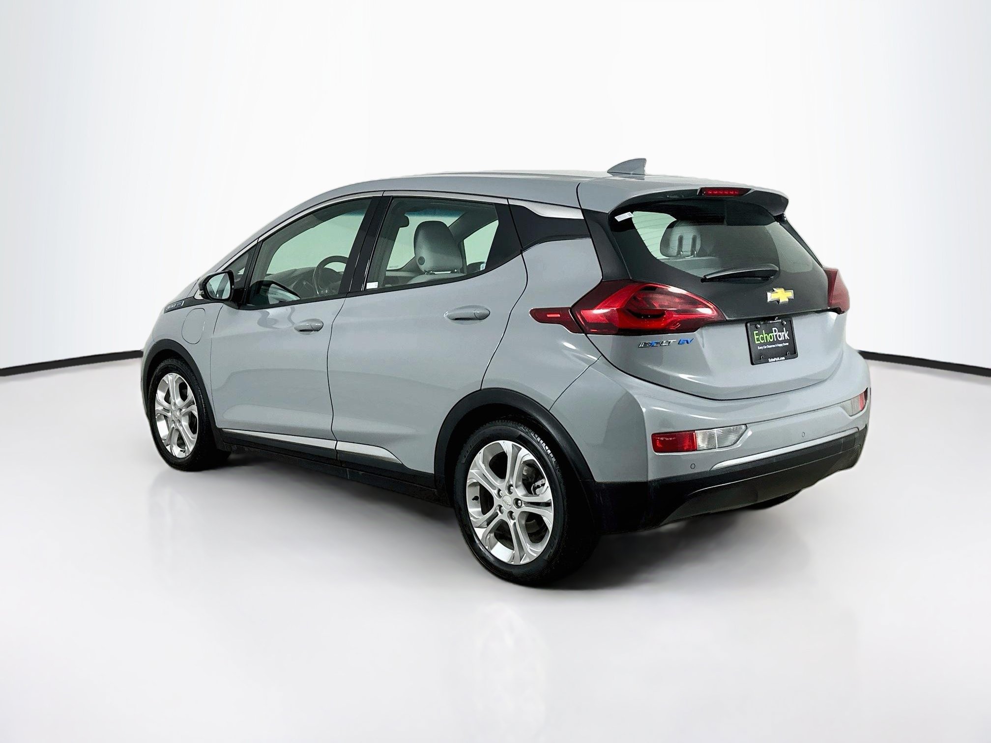 Used 2020 Chevrolet Bolt LT FWD image 5