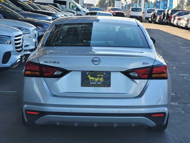 Used 2024 Nissan Altima 2.5 SV image 5