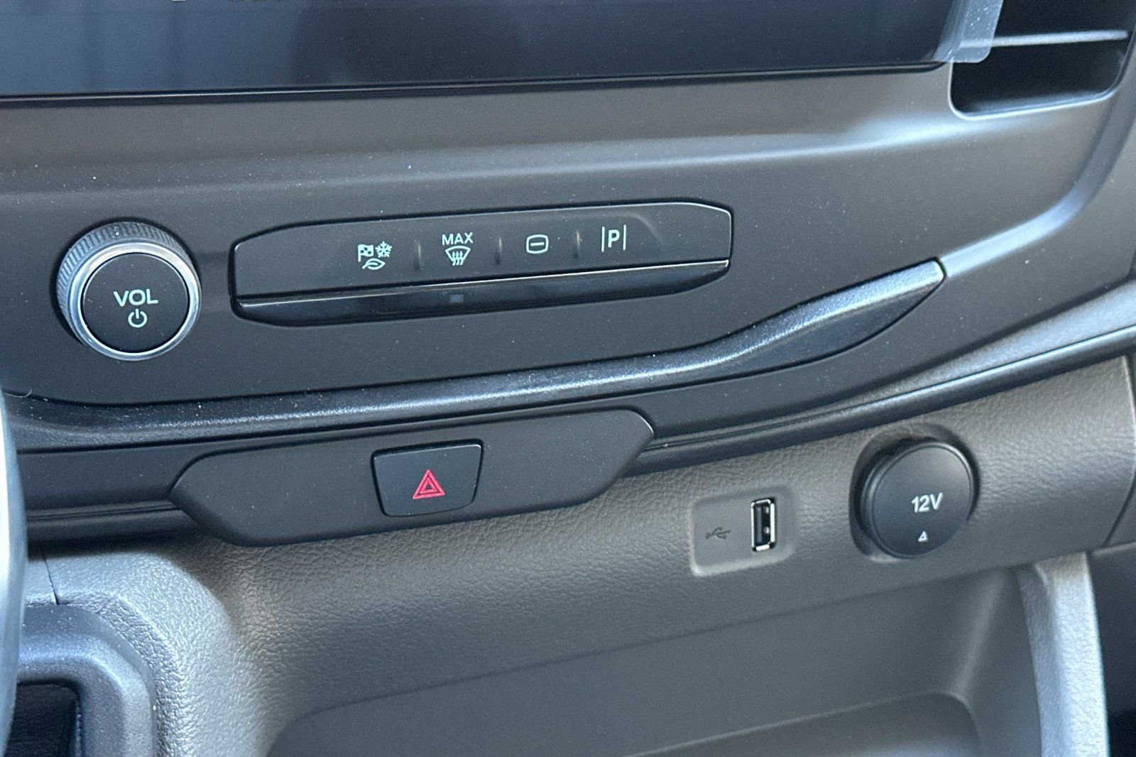 New 2026 Ford Transit 150 Low Roof image 19