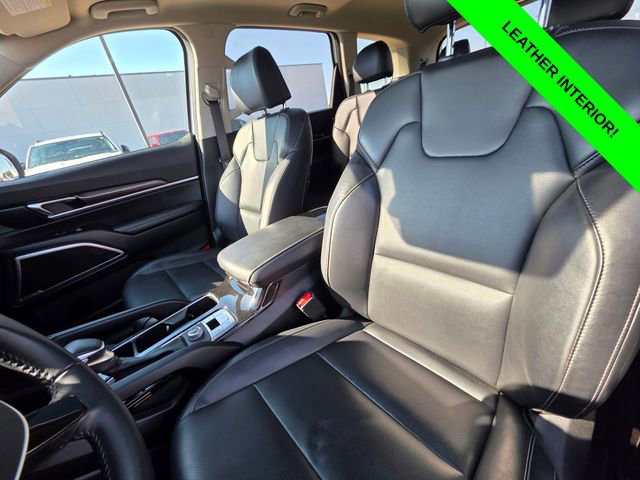 Used 2025 Kia Telluride S FWD image 26