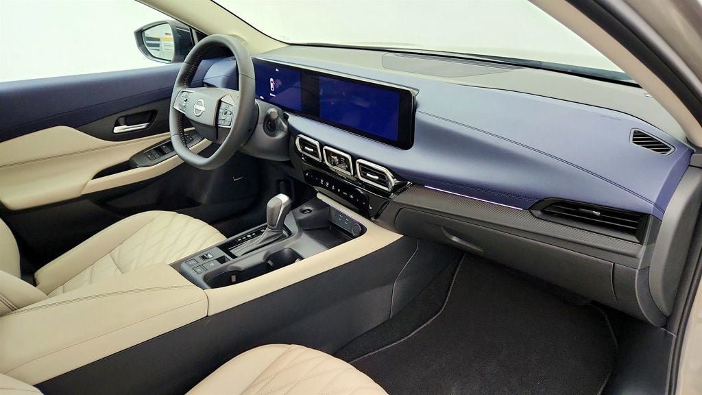 Used 2026 Nissan Sentra SL w/ Floor Mat Package FWD image 25