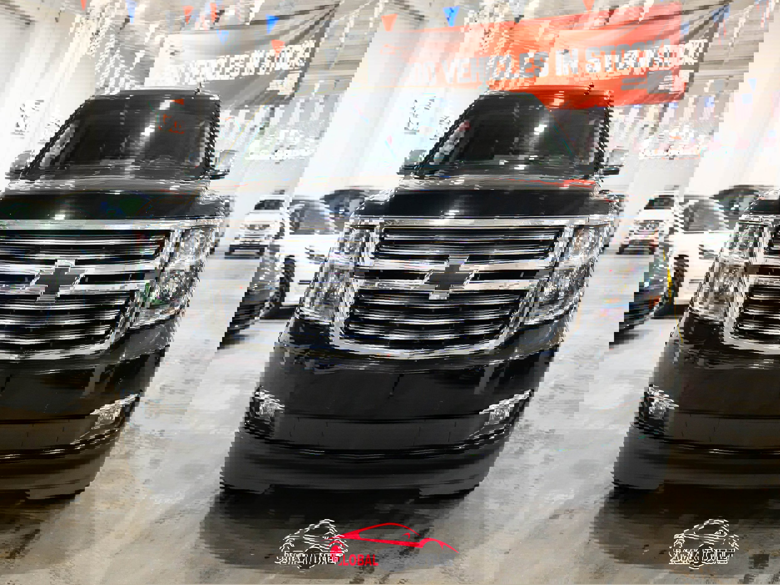 Used 2019 Chevrolet Suburban Premier w/ Premier Plus Edition image 2