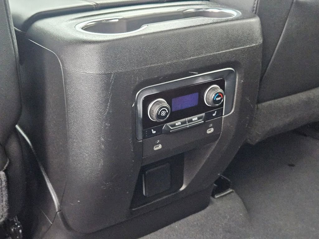 Used 2024 Chevrolet Tahoe Premier image 28