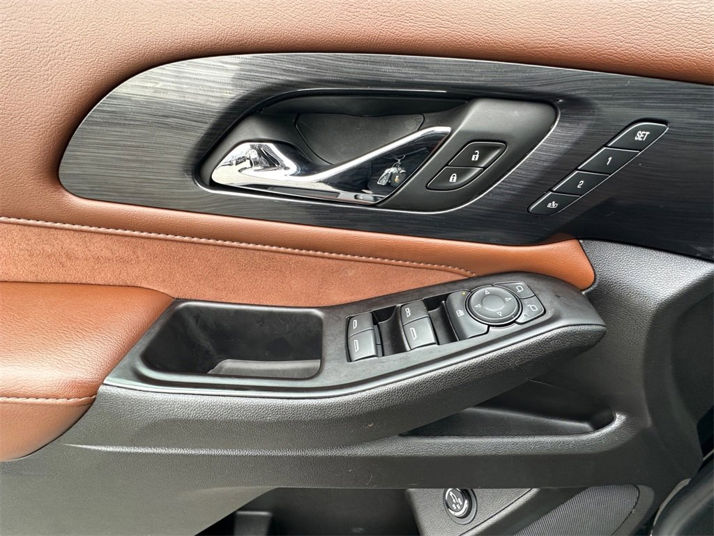 Used 2018 Chevrolet Traverse High Country image 11