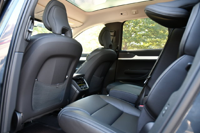 New 2026 Volvo EX90 Ultra AWD/4WD image 17