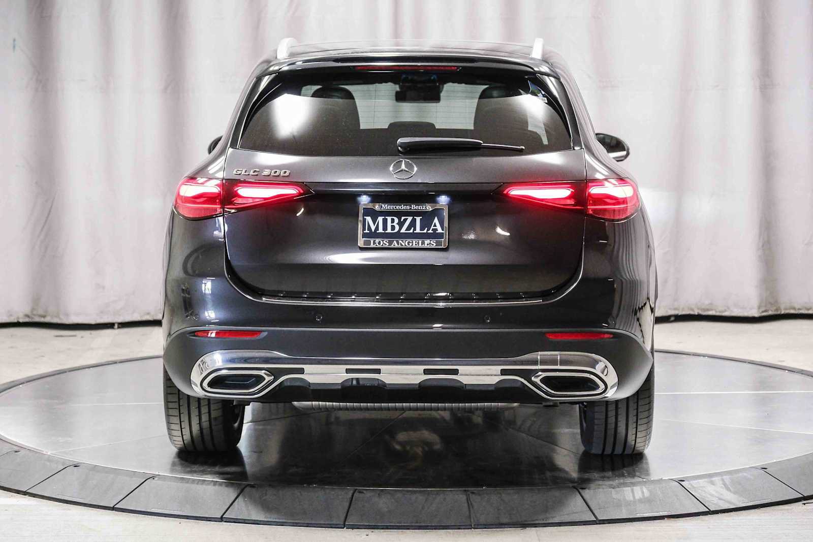 Certified 2026 Mercedes-Benz GLC 300 image 3