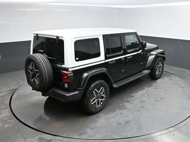 New 2026 Jeep Wrangler Unlimited Sahara w/ Whitecap Package AWD/4WD image 28