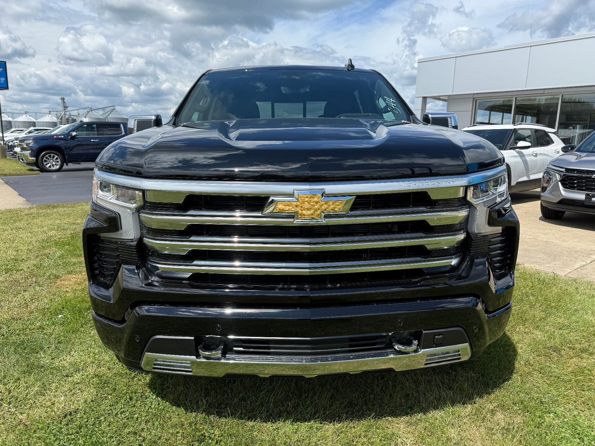 New 2026 Chevrolet Silverado 1500 High Country image 2