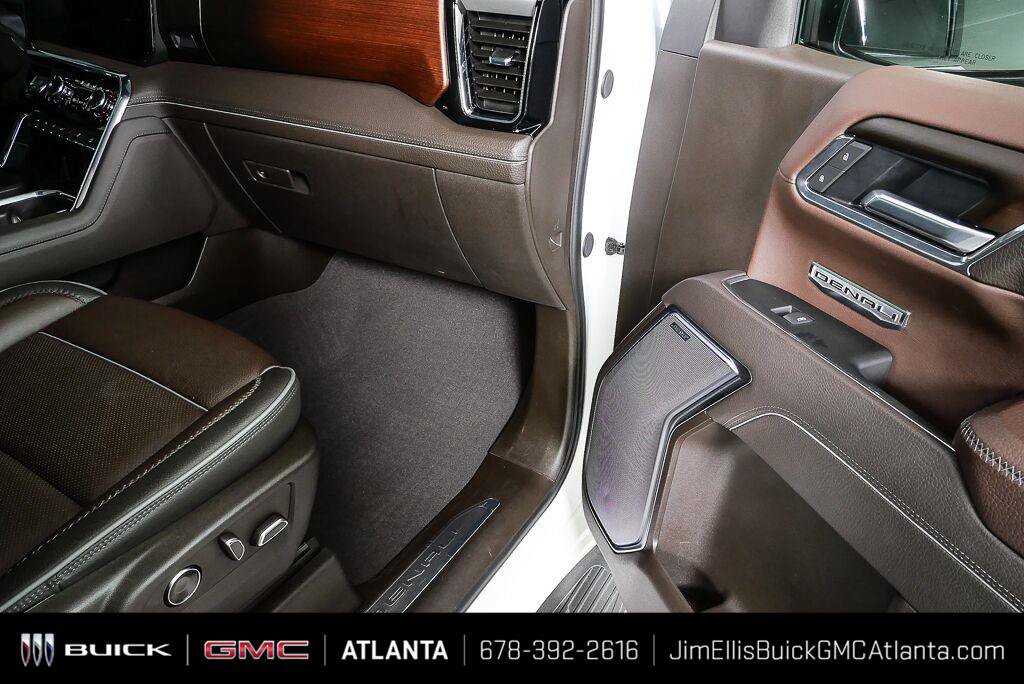 Used 2025 GMC Sierra 1500 Denali w/ Technology Package AWD/4WD image 26