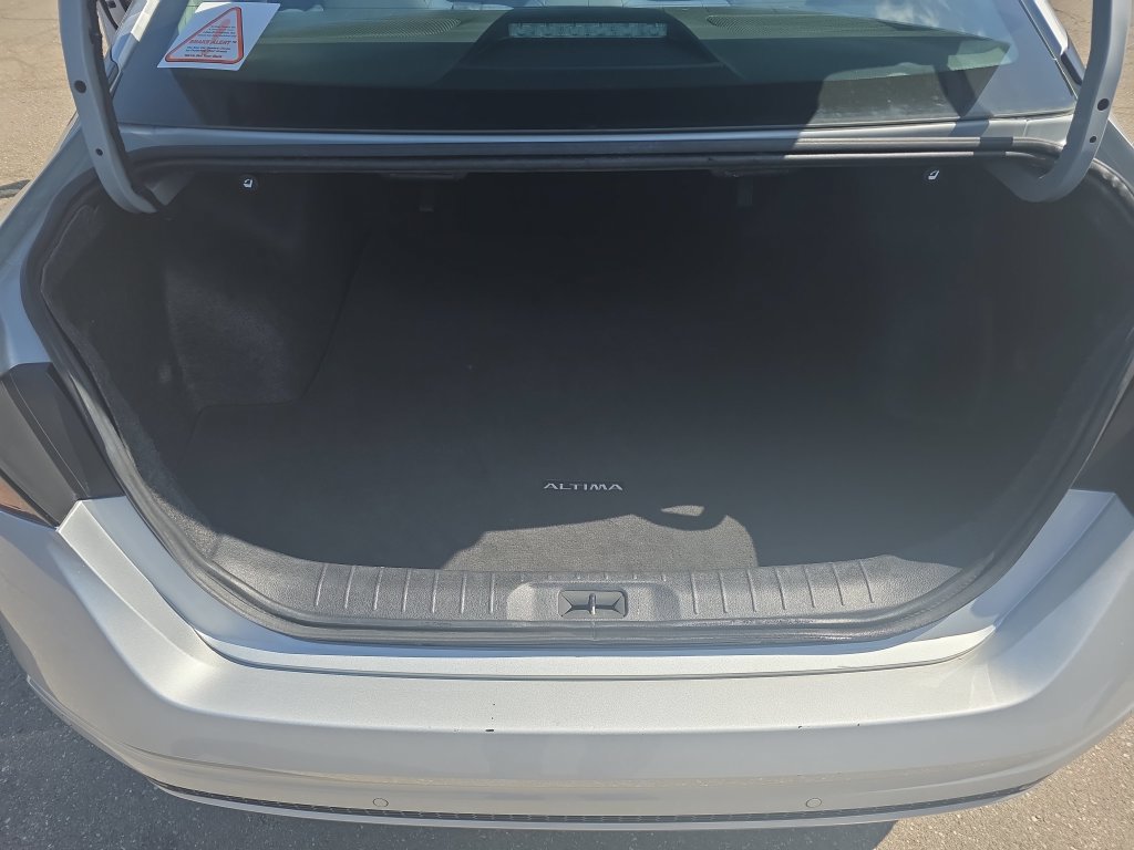 Used 2024 Nissan Altima 2.5 SV FWD image 20