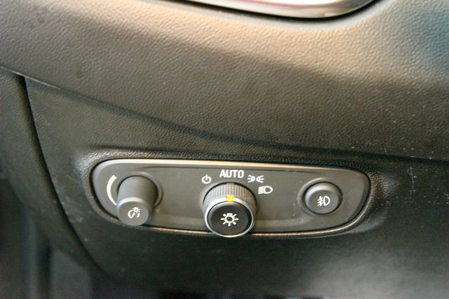 Used 2022 Chevrolet Equinox Premier AWD/4WD image 22