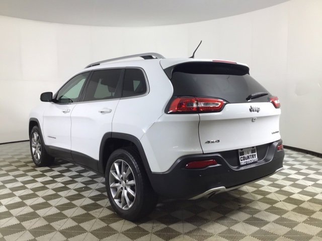 Used 2018 Jeep Cherokee Limited image 5